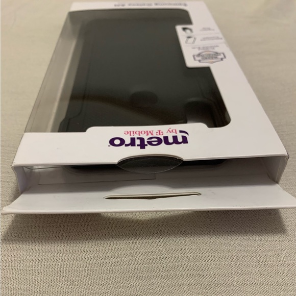 Samsung Galaxy A11 | Tuff Rugged Protective Case Metro by T-Mobile - Picture 10 of 13